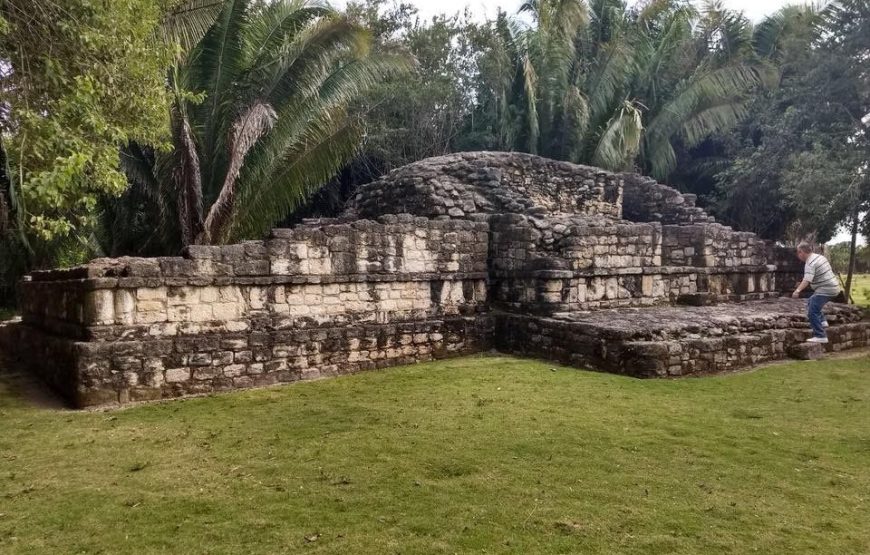 Chacchoben Ruins/Bacalar Lagoon Excursion